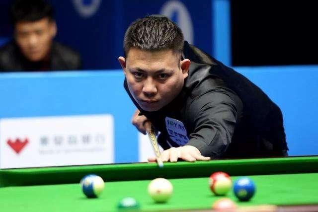 一支球队需 一支球队需