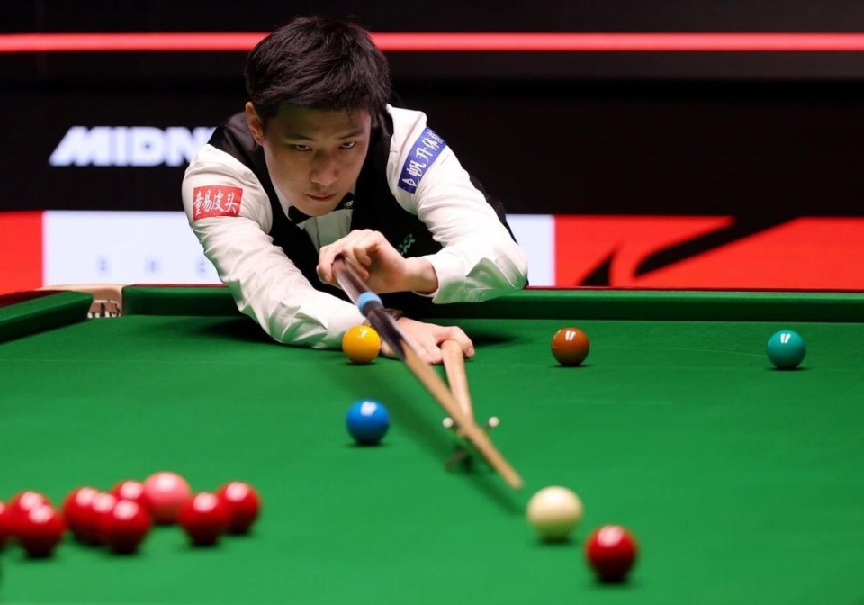 上亿英镑的 上亿英镑的