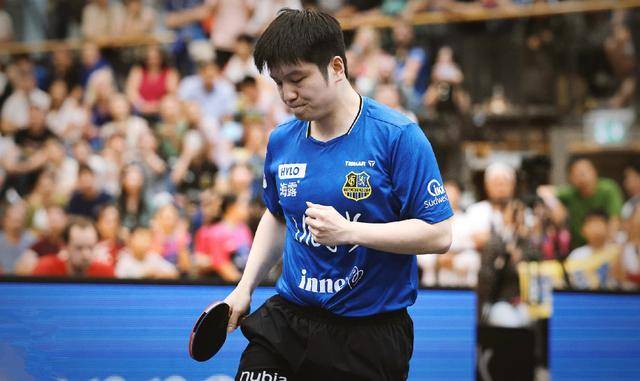 上的边锋 上的边锋